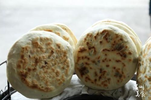 麗水街制作體驗(yàn)特色產(chǎn)品:永嘉麥餅